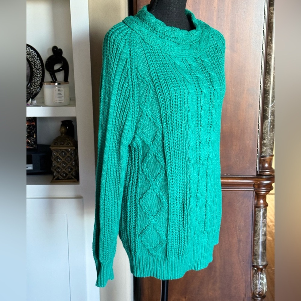 Hunters Run Green Cable‎ Knit Sweater
